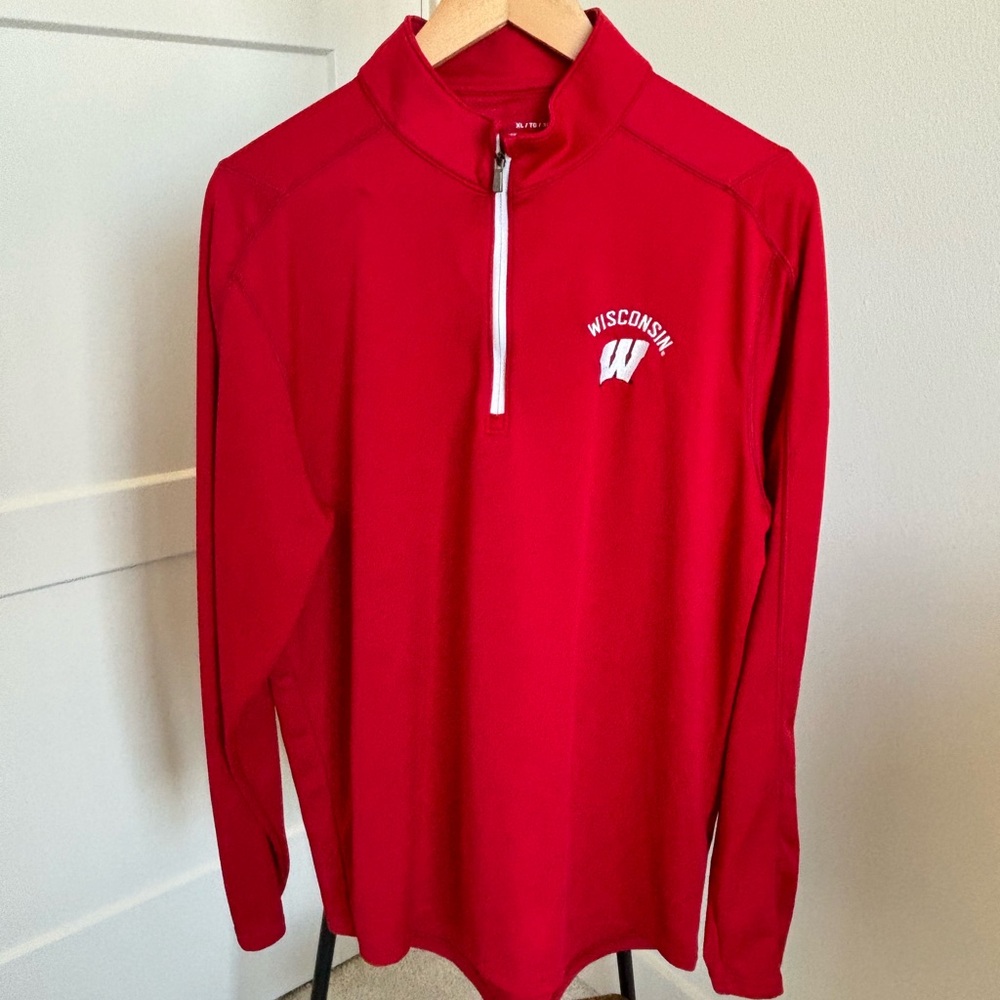 Wisconsin Badger 1/4 Zip - Men’s